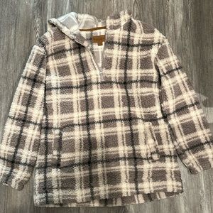 Koolaburra by Ugg Fleece Sweatshirt LAST CHANCE BEFORE DONATION